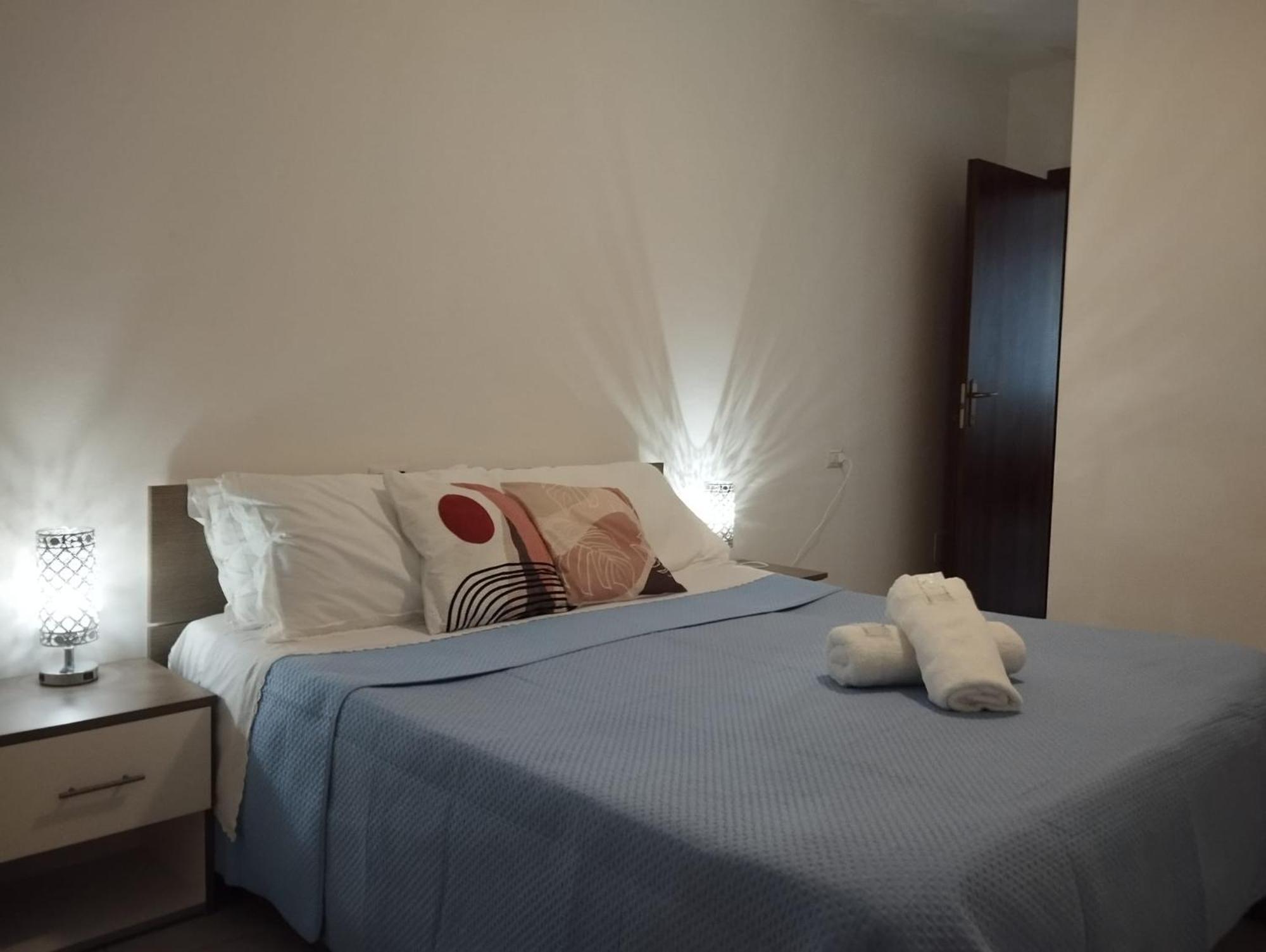 شقة Mati Malpensa Con Navetta 20Eur لوناتي بوتْزولو المظهر الخارجي الصورة